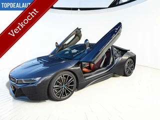 Hoofdafbeelding BMW i8 BMW i8 facelift 374 pk 11,6 kw Zeer mooi! 1e eigenaar