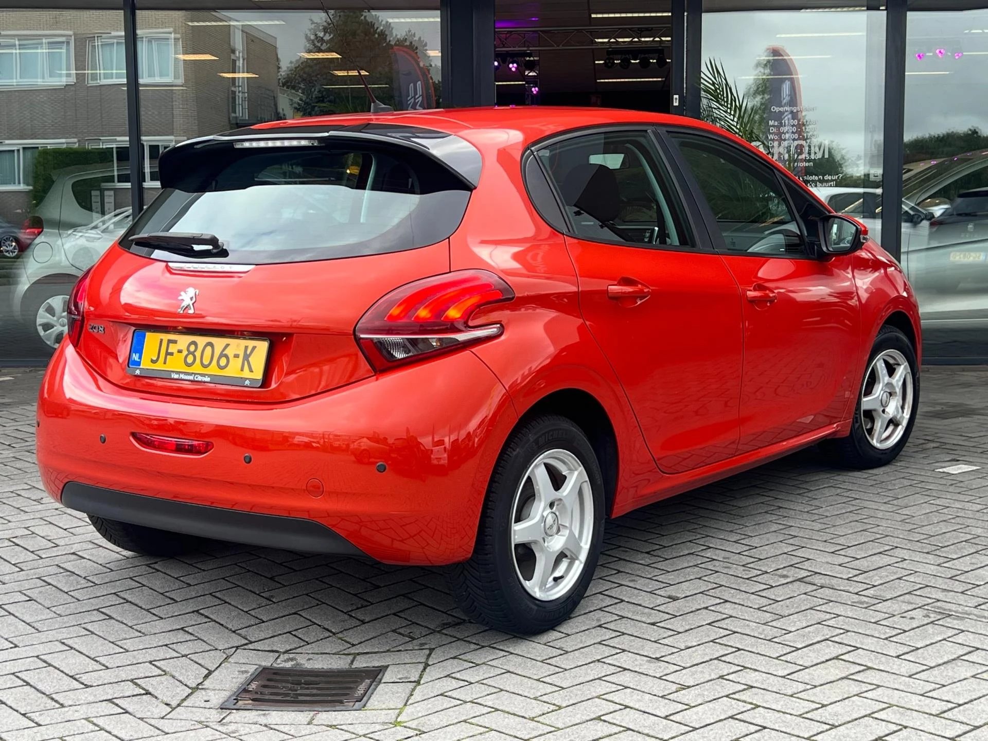 Hoofdafbeelding Peugeot 208