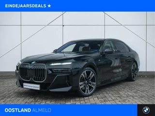 Hoofdafbeelding BMW i7 BMW i7 xDrive60 High Executive M Sport / Panoramadak / Trekhaak / Stoelventilatie / Parking Assistant Professional / Massagefunctie / Active Steering / Live Cockpit Professional