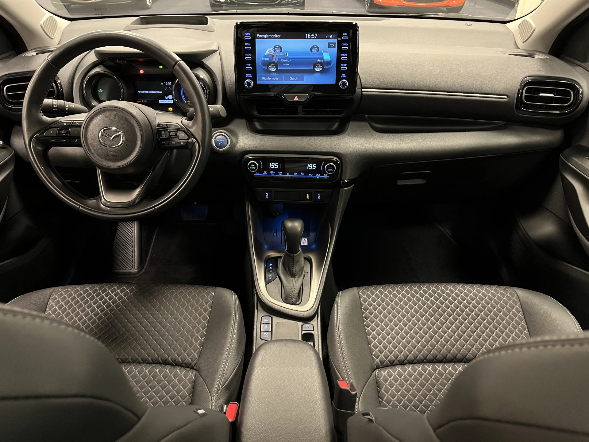 Hoofdafbeelding Mazda 2 Hybrid