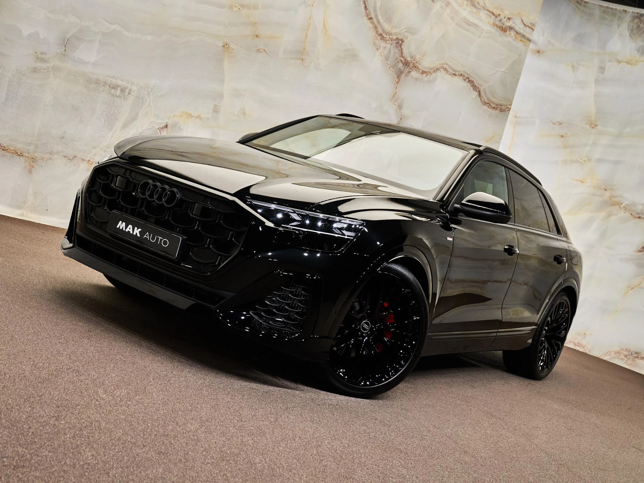 Hoofdafbeelding Audi Q8