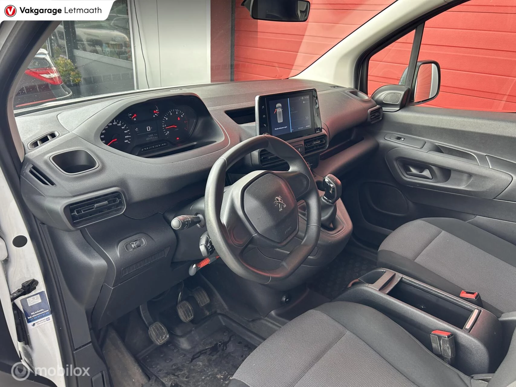 Hoofdafbeelding Peugeot Partner