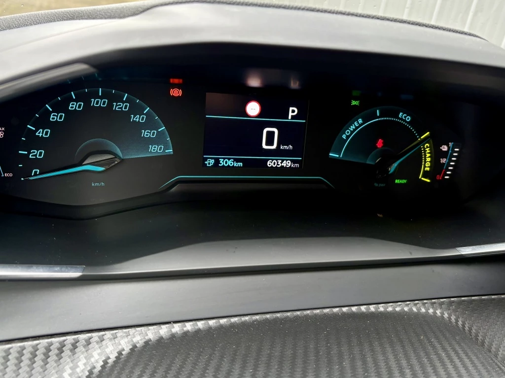 Hoofdafbeelding Peugeot e-208
