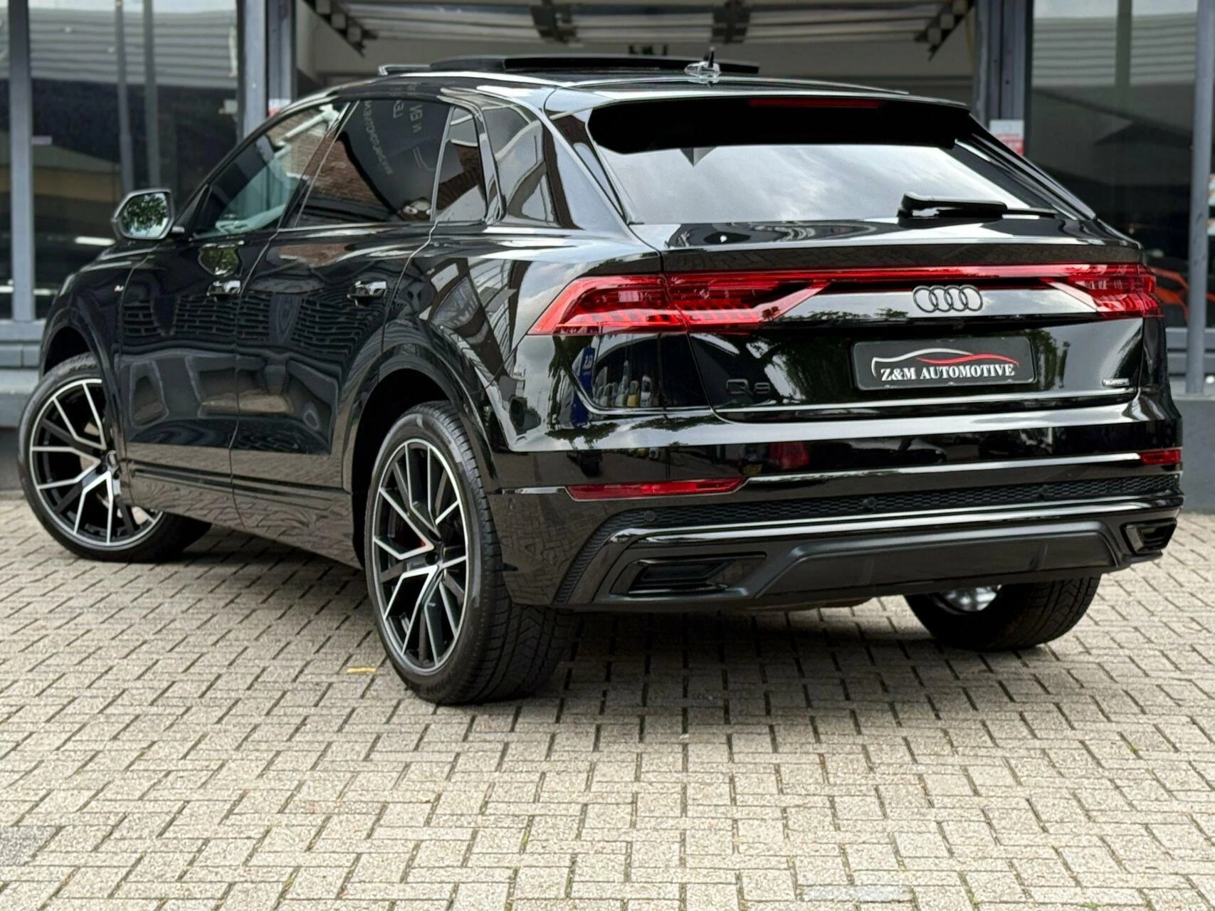 Hoofdafbeelding Audi Q8