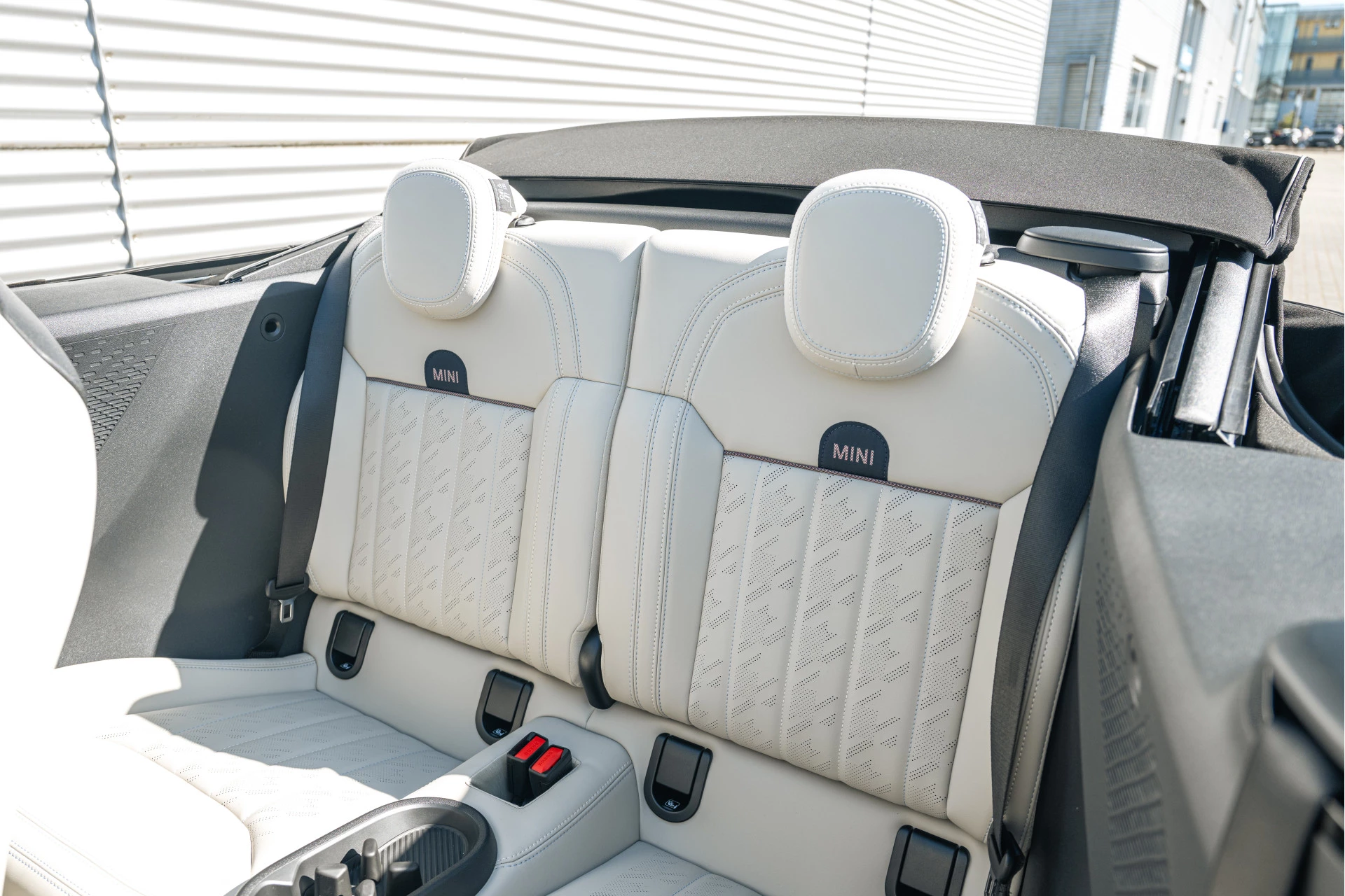 Hoofdafbeelding MINI Cooper Cabrio