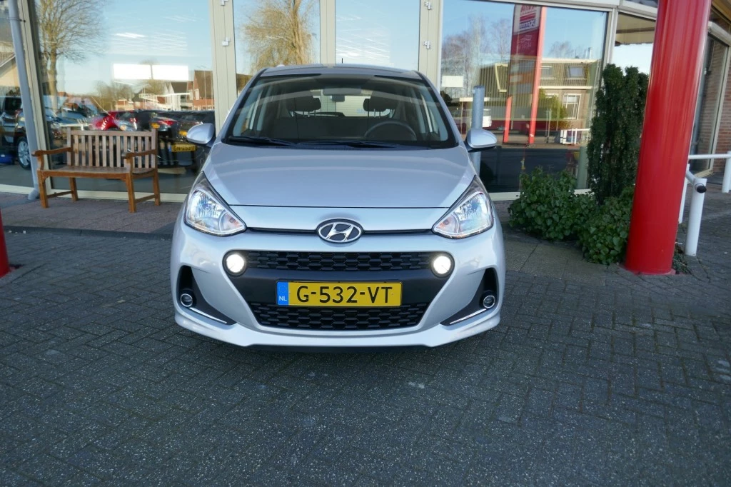 Hoofdafbeelding Hyundai i10