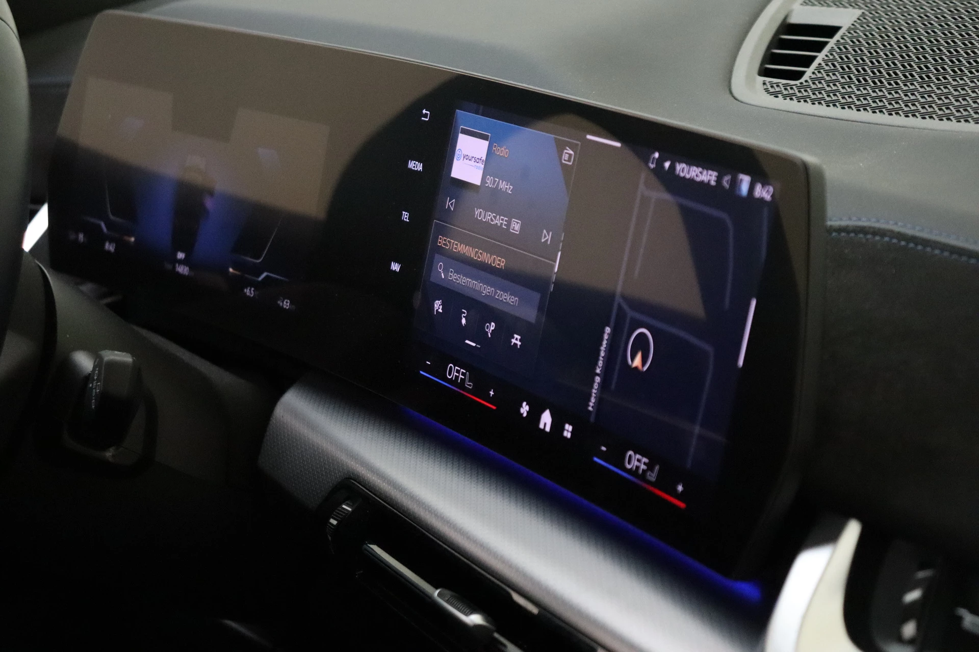 Hoofdafbeelding BMW iX1