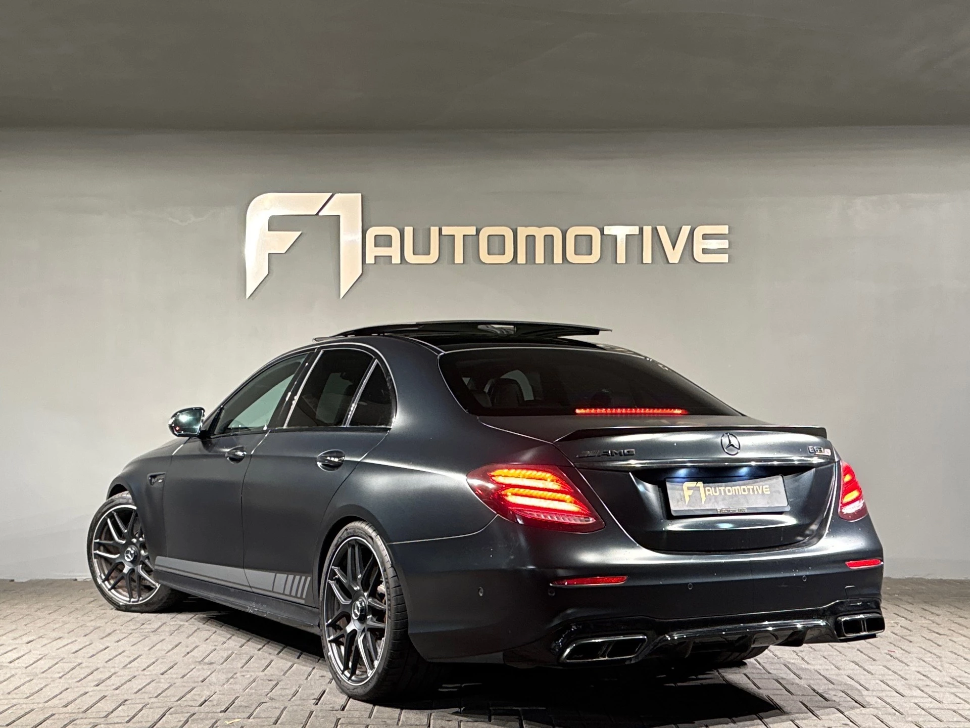 Hoofdafbeelding Mercedes-Benz E-Klasse