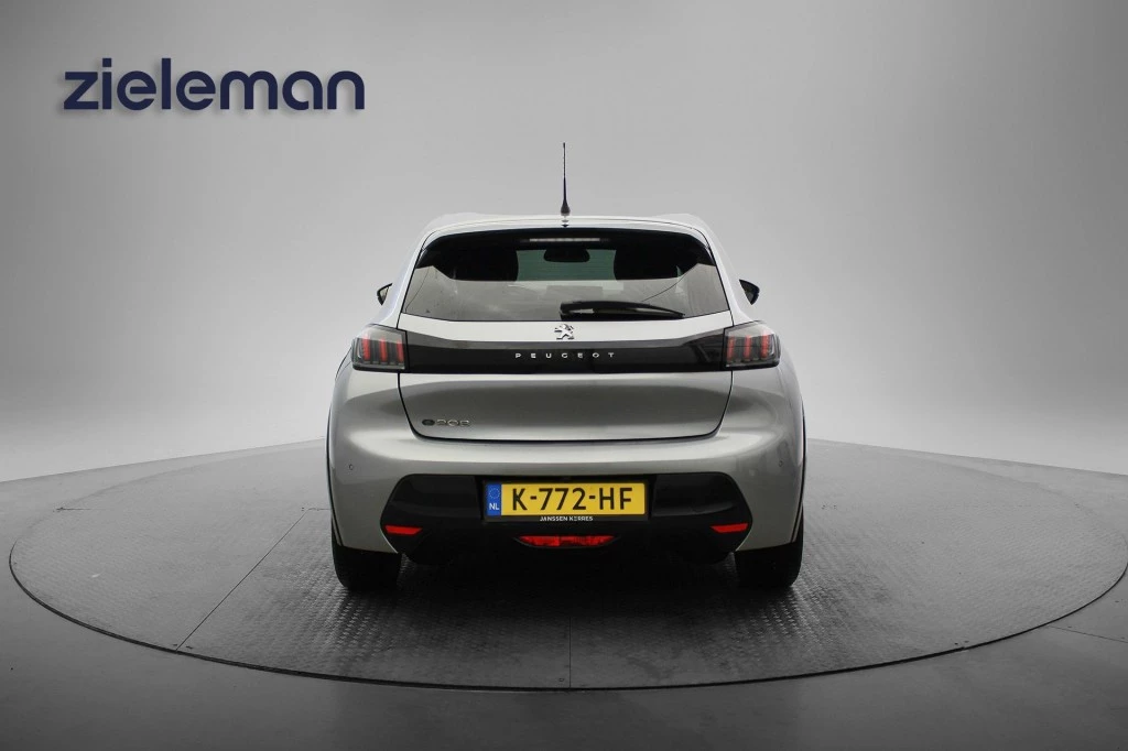 Hoofdafbeelding Peugeot e-208