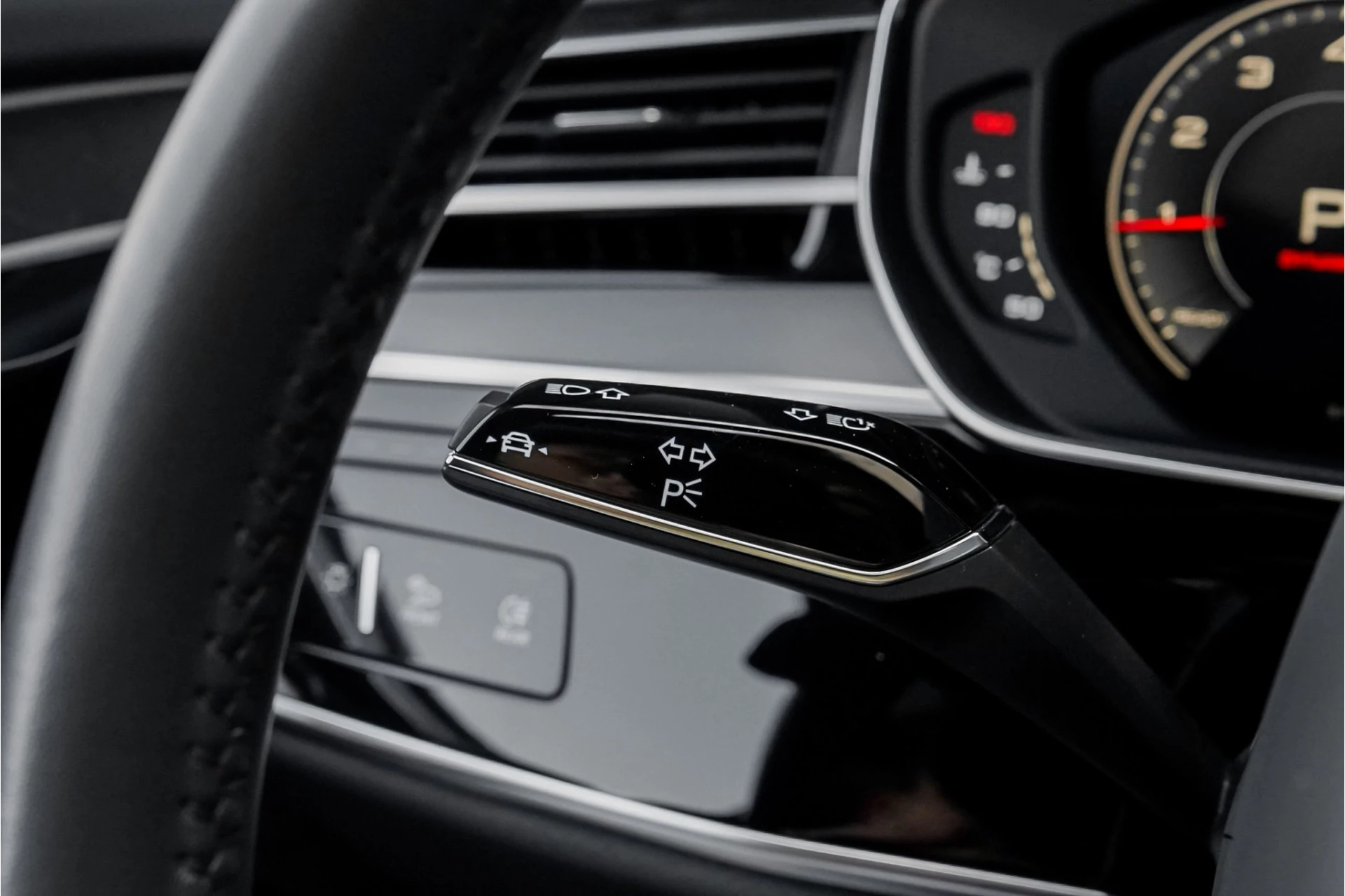 Hoofdafbeelding Audi A8