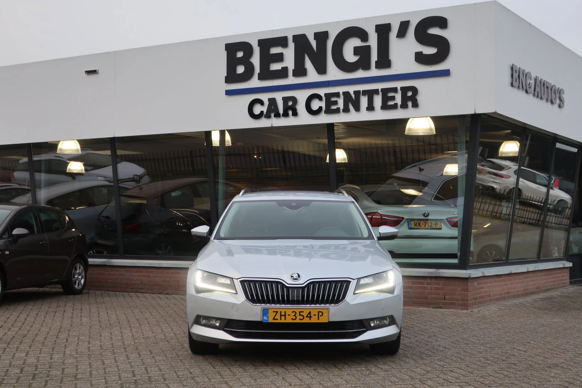 Hoofdafbeelding Škoda Superb