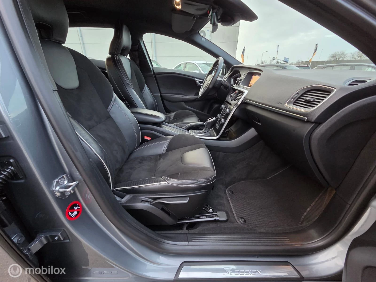 Hoofdafbeelding Volvo V40