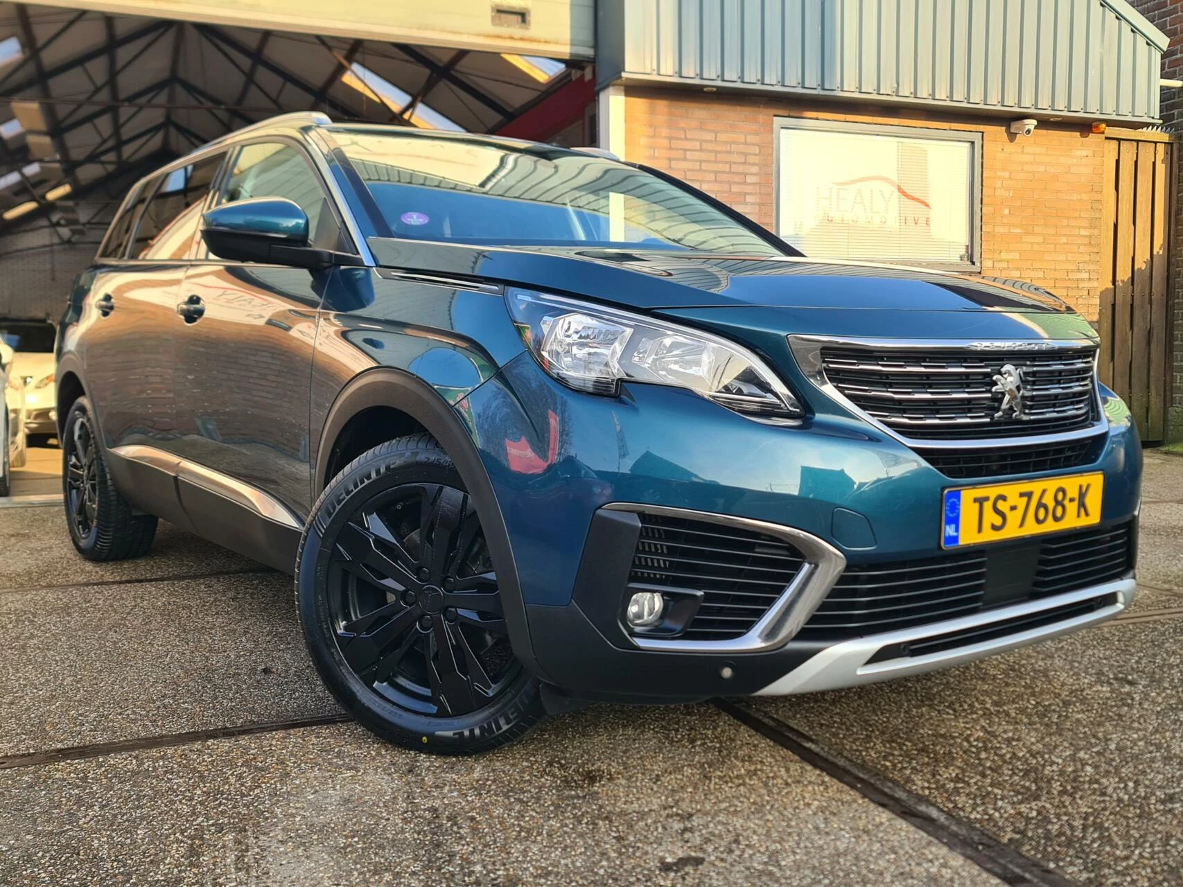 Hoofdafbeelding Peugeot 5008