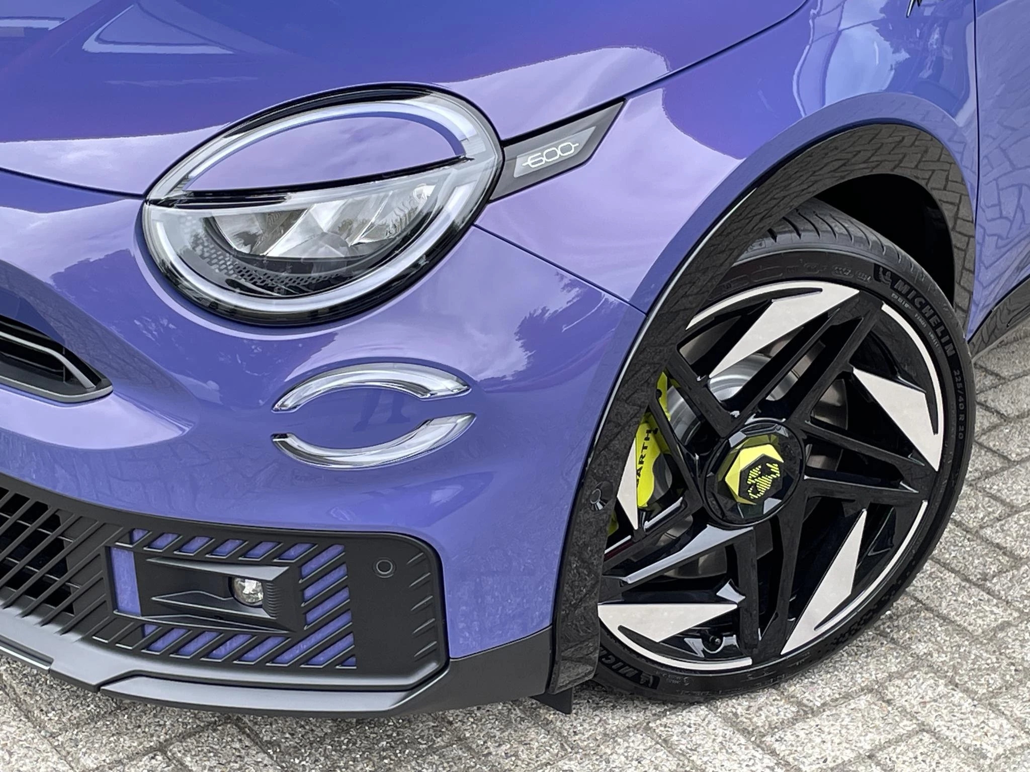 Hoofdafbeelding Abarth 600e