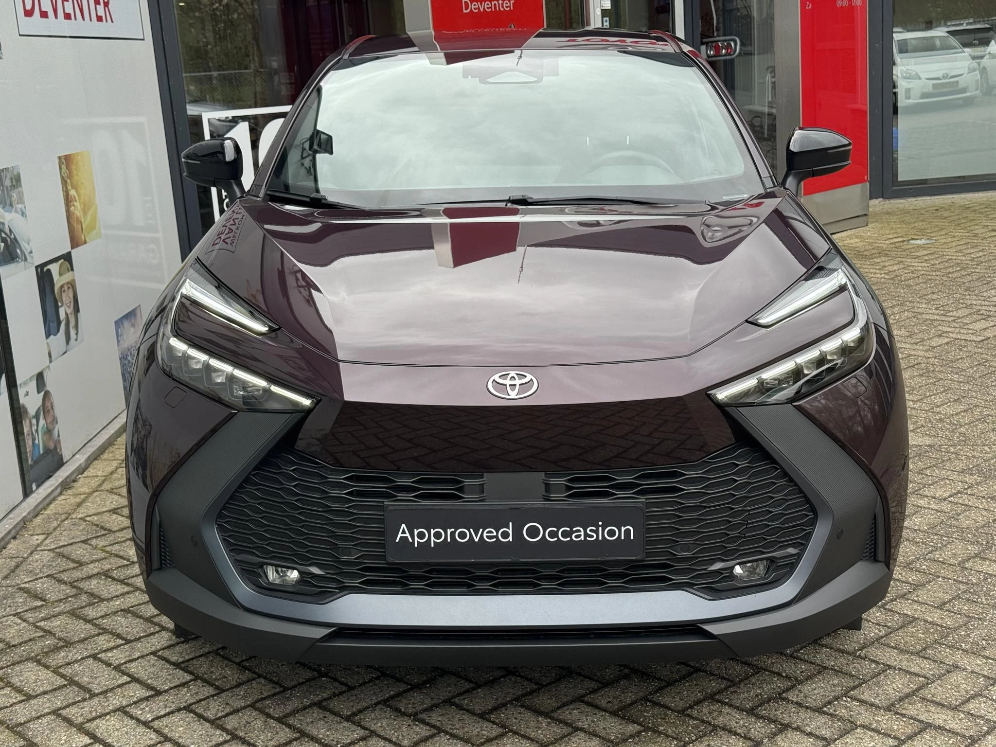 Hoofdafbeelding Toyota C-HR