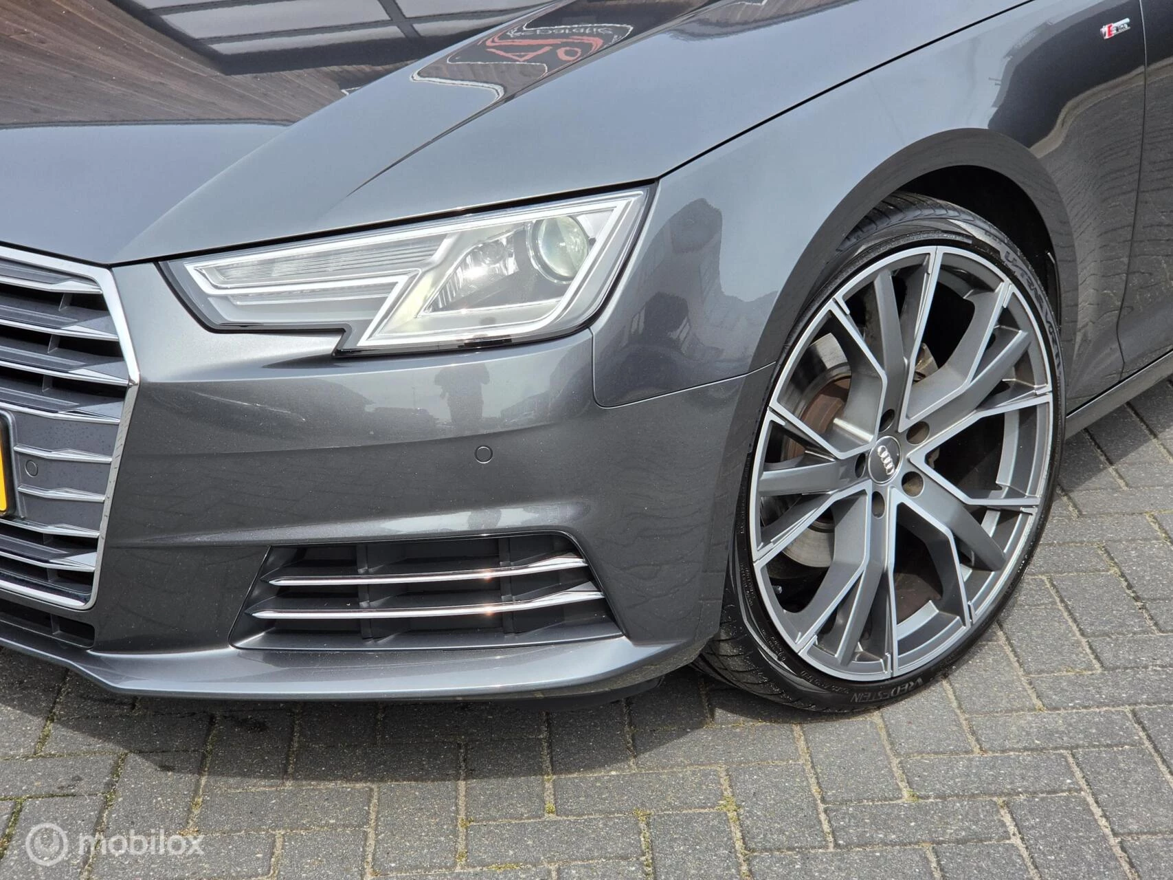 Hoofdafbeelding Audi A4