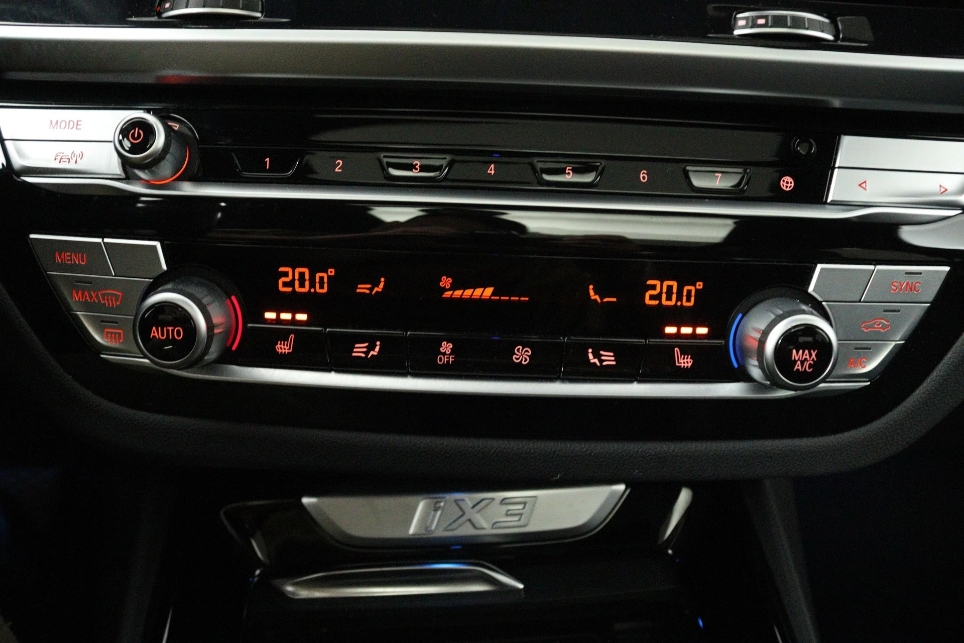 Hoofdafbeelding BMW iX3