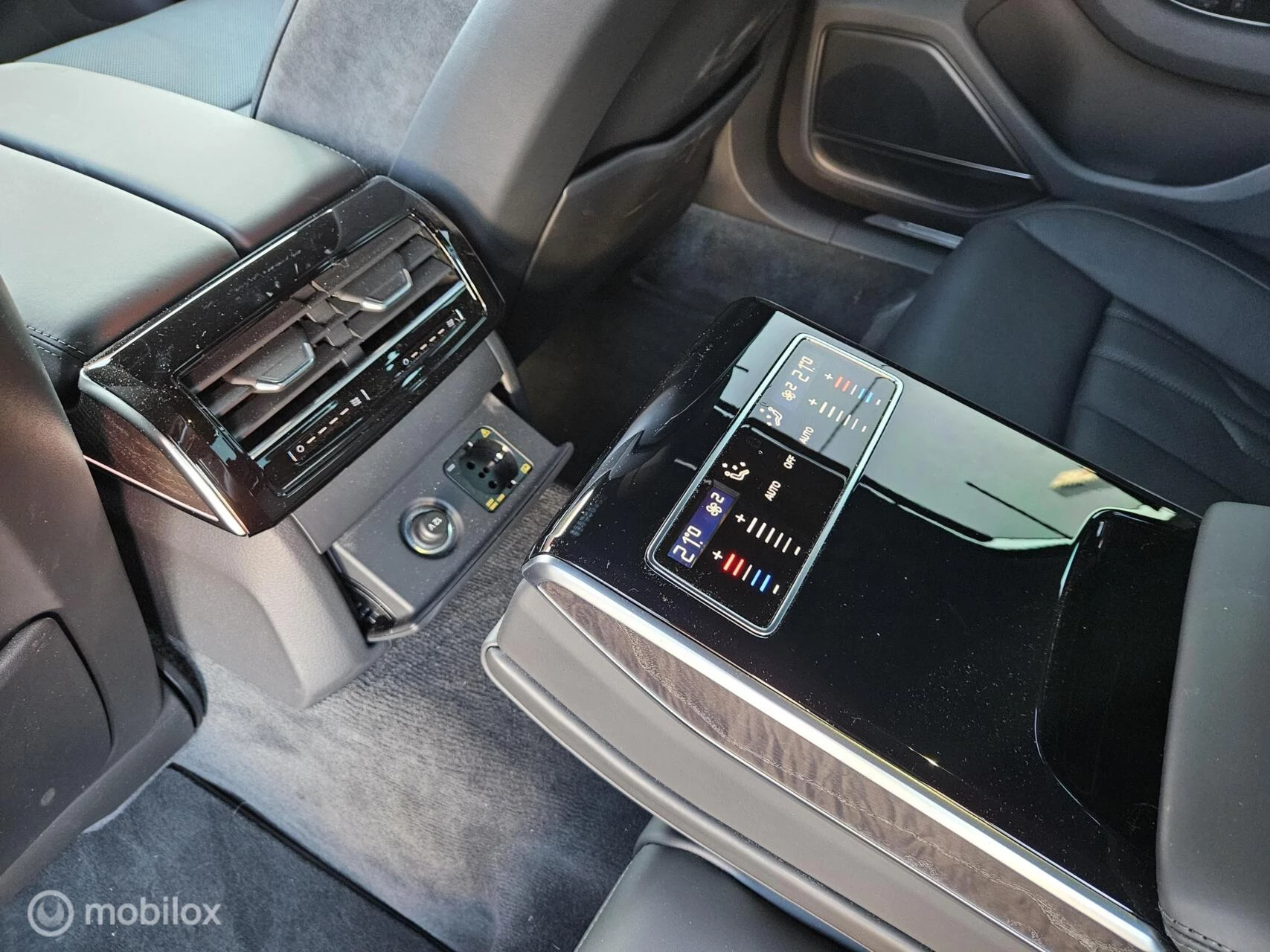 Hoofdafbeelding Audi A8