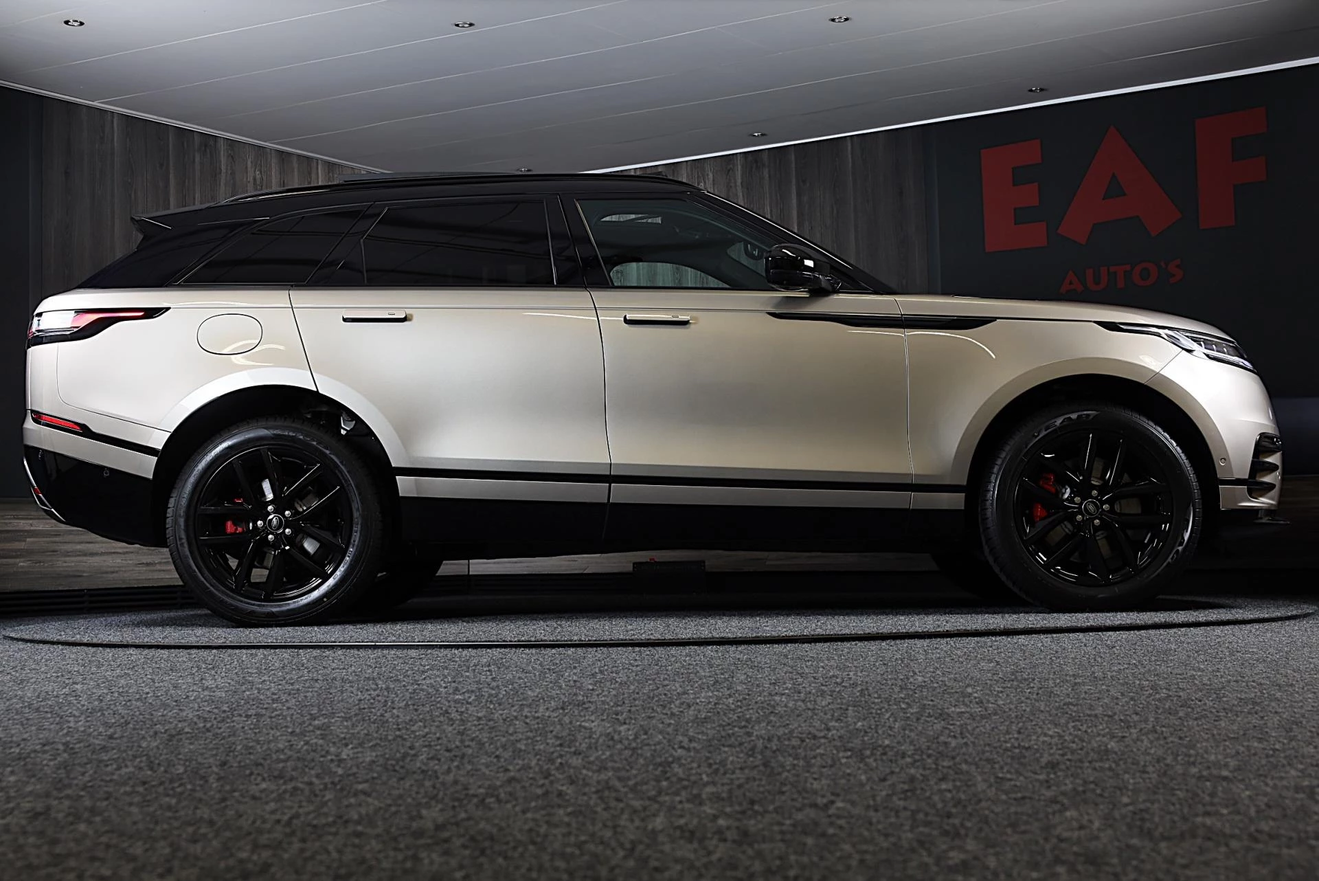 Hoofdafbeelding Land Rover Range Rover Velar