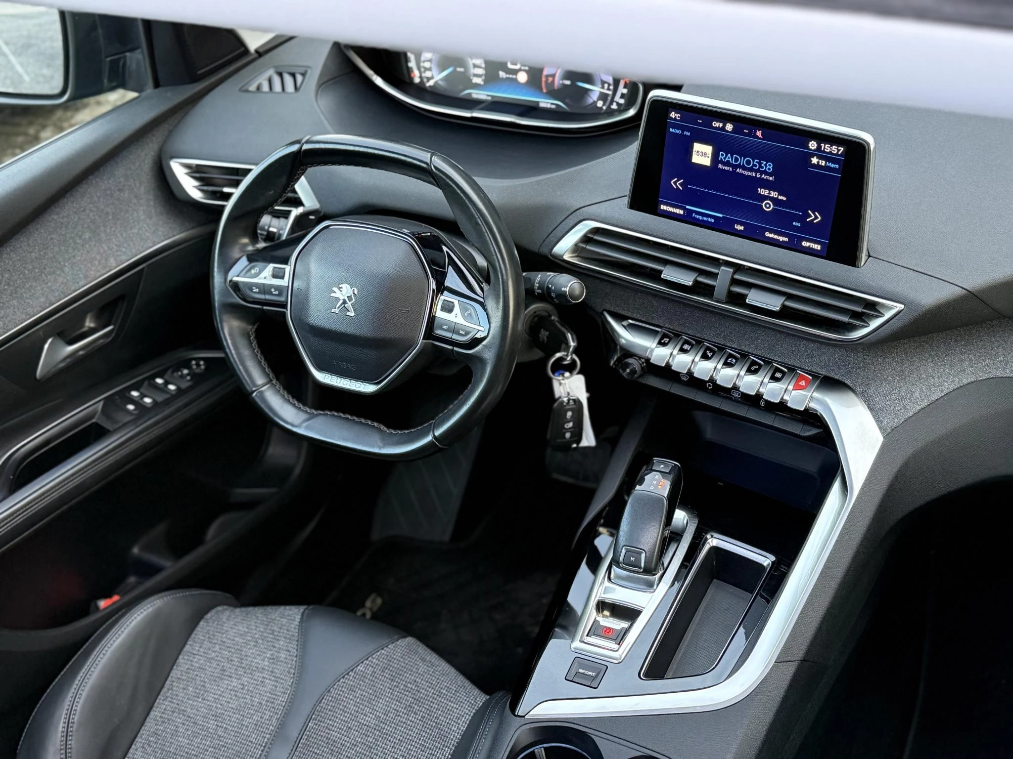 Hoofdafbeelding Peugeot 5008