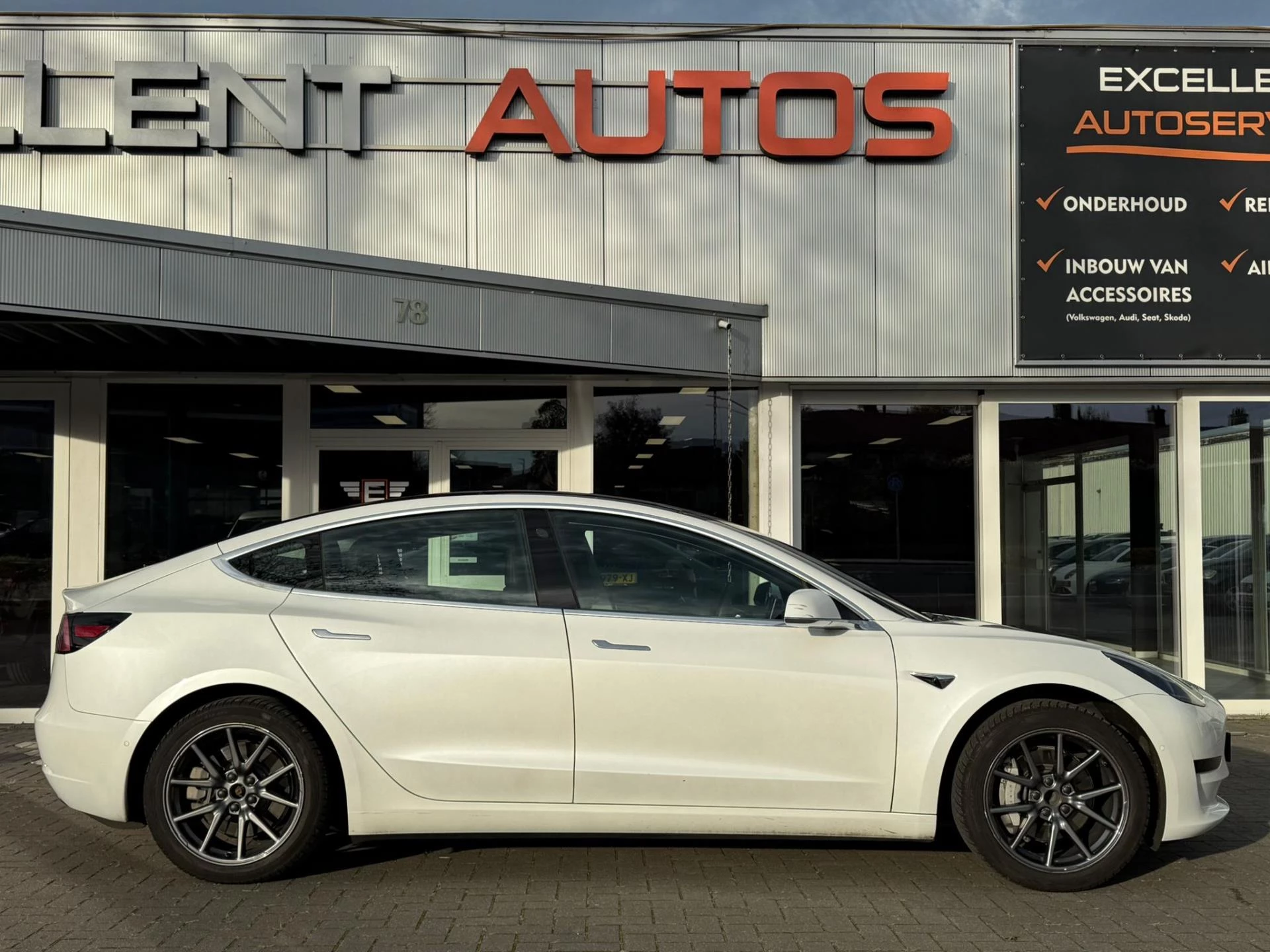 Hoofdafbeelding Tesla Model 3