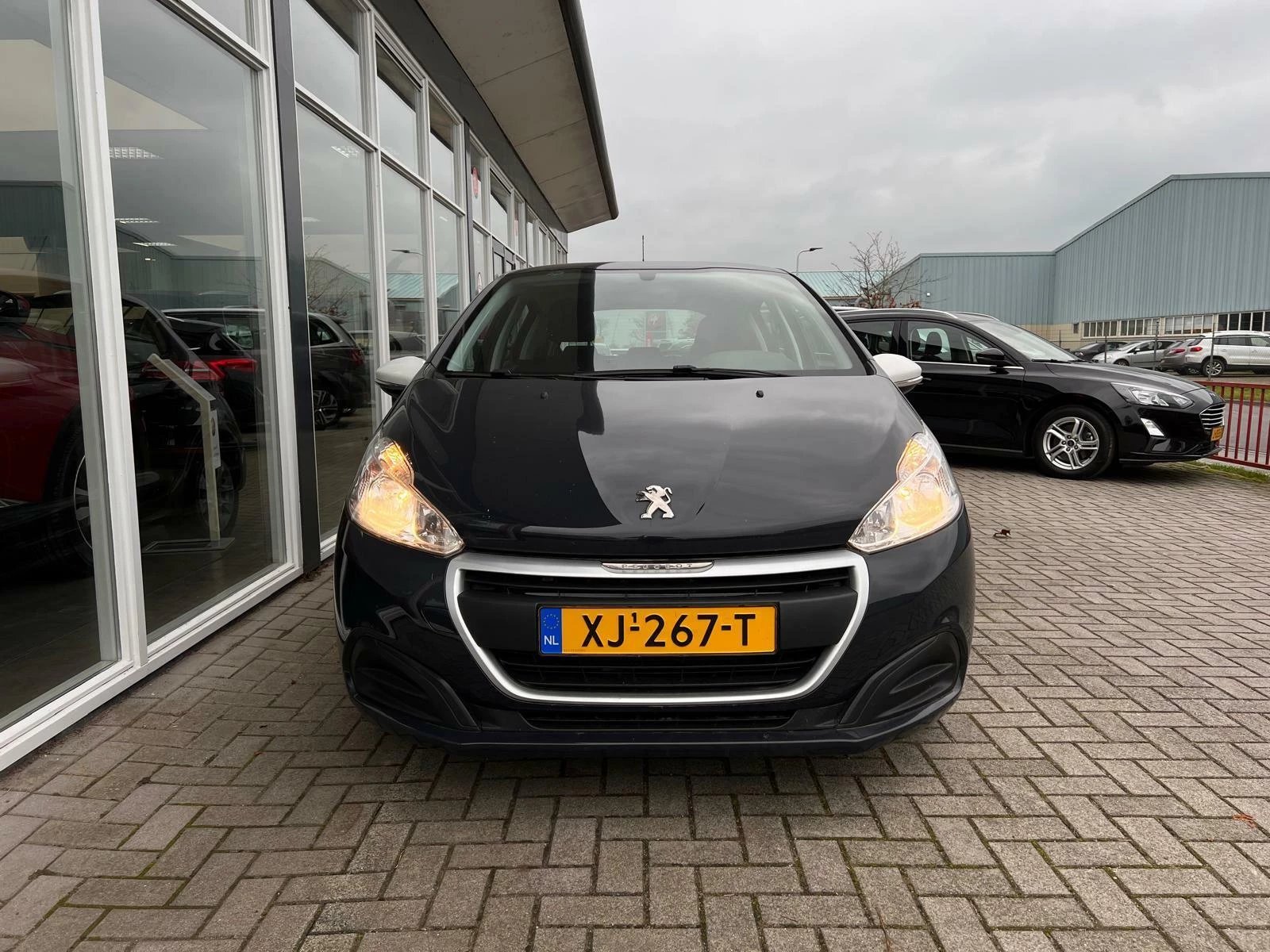 Hoofdafbeelding Peugeot 208