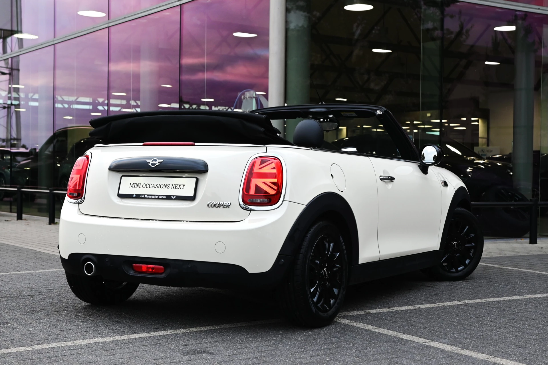 Hoofdafbeelding MINI Cooper Cabrio