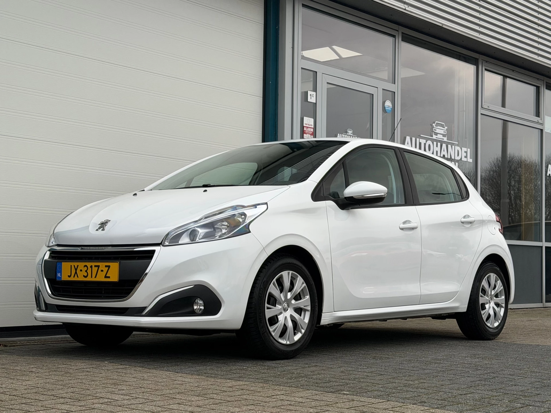 Hoofdafbeelding Peugeot 208