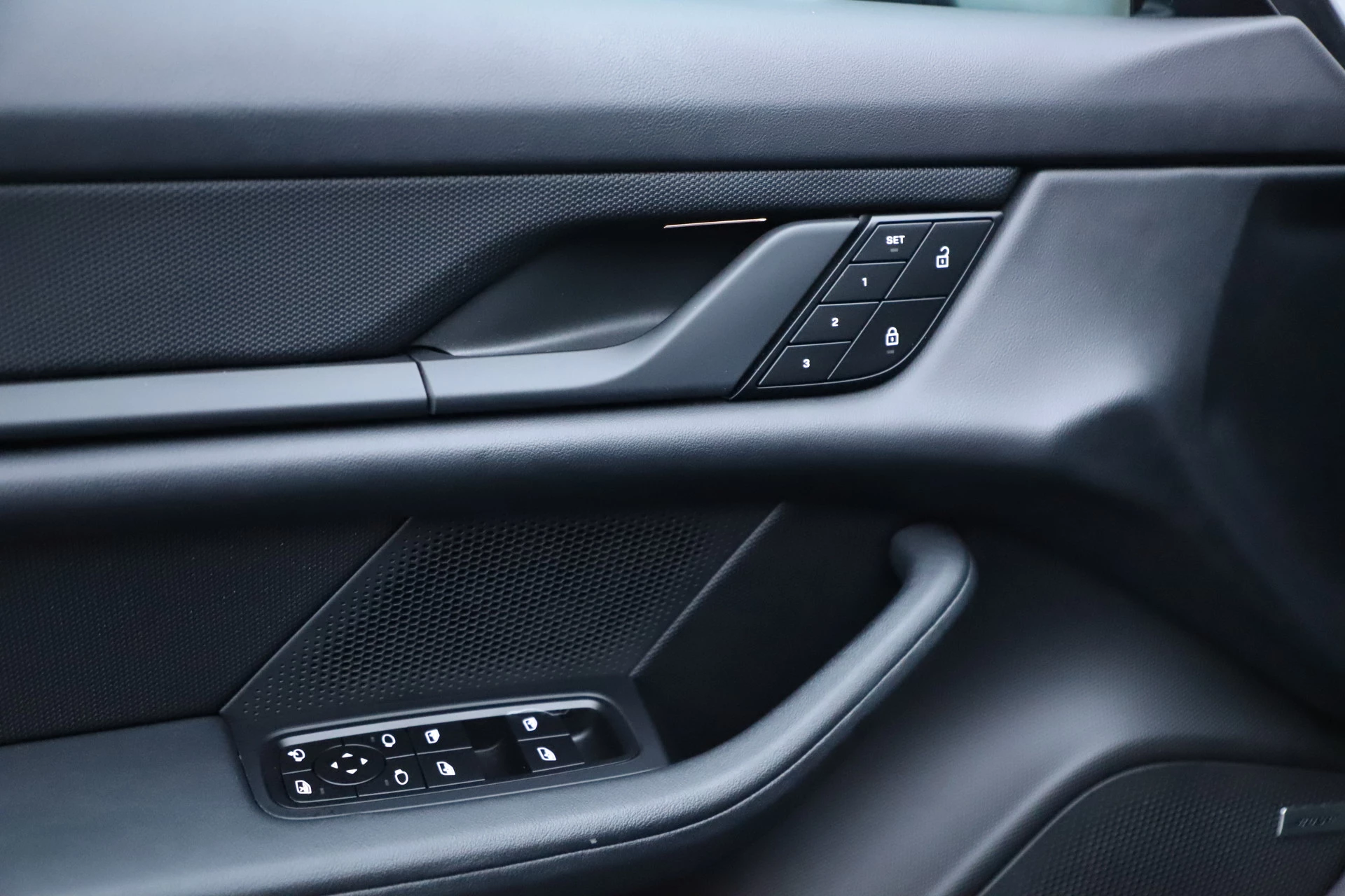 Hoofdafbeelding Porsche Taycan