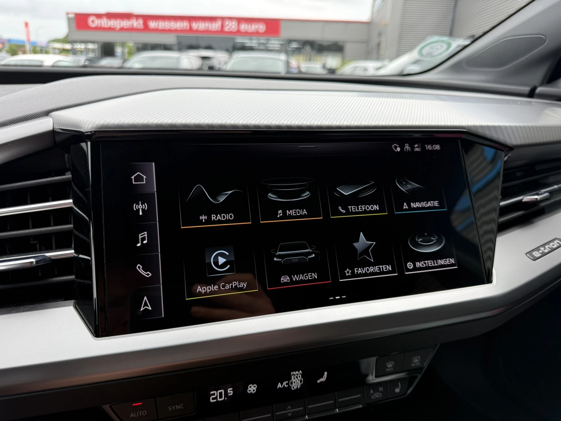 Hoofdafbeelding Audi Q4 e-tron
