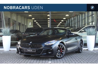 Hoofdafbeelding BMW Z4 BMW Z4 Roadster M40i M Sport Automaat / M Adaptief onderstel / Sportstoelen / Comfort Access / Achteruitrijcamera / Head-Up / Harman Kardon / Active Cruise Control