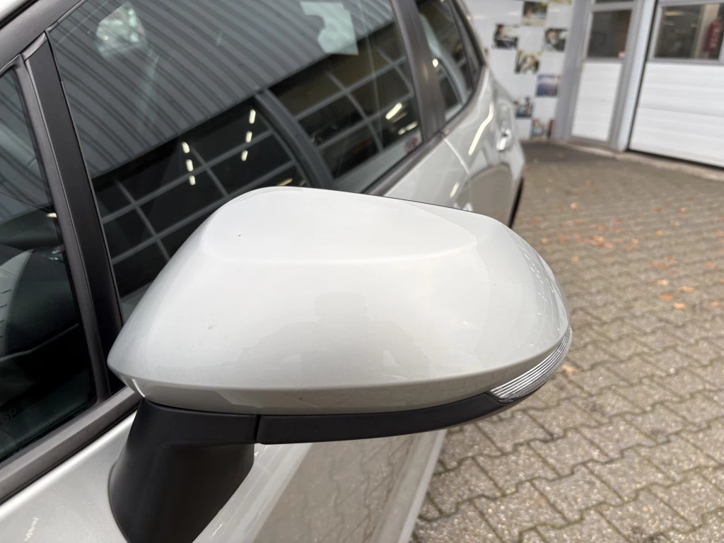 Hoofdafbeelding Toyota Corolla