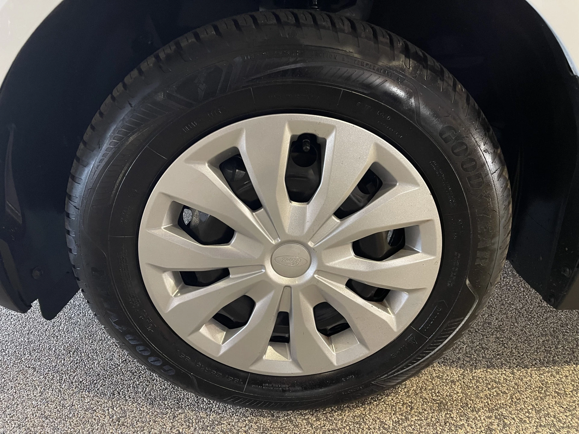 Hoofdafbeelding Ford Transit Courier