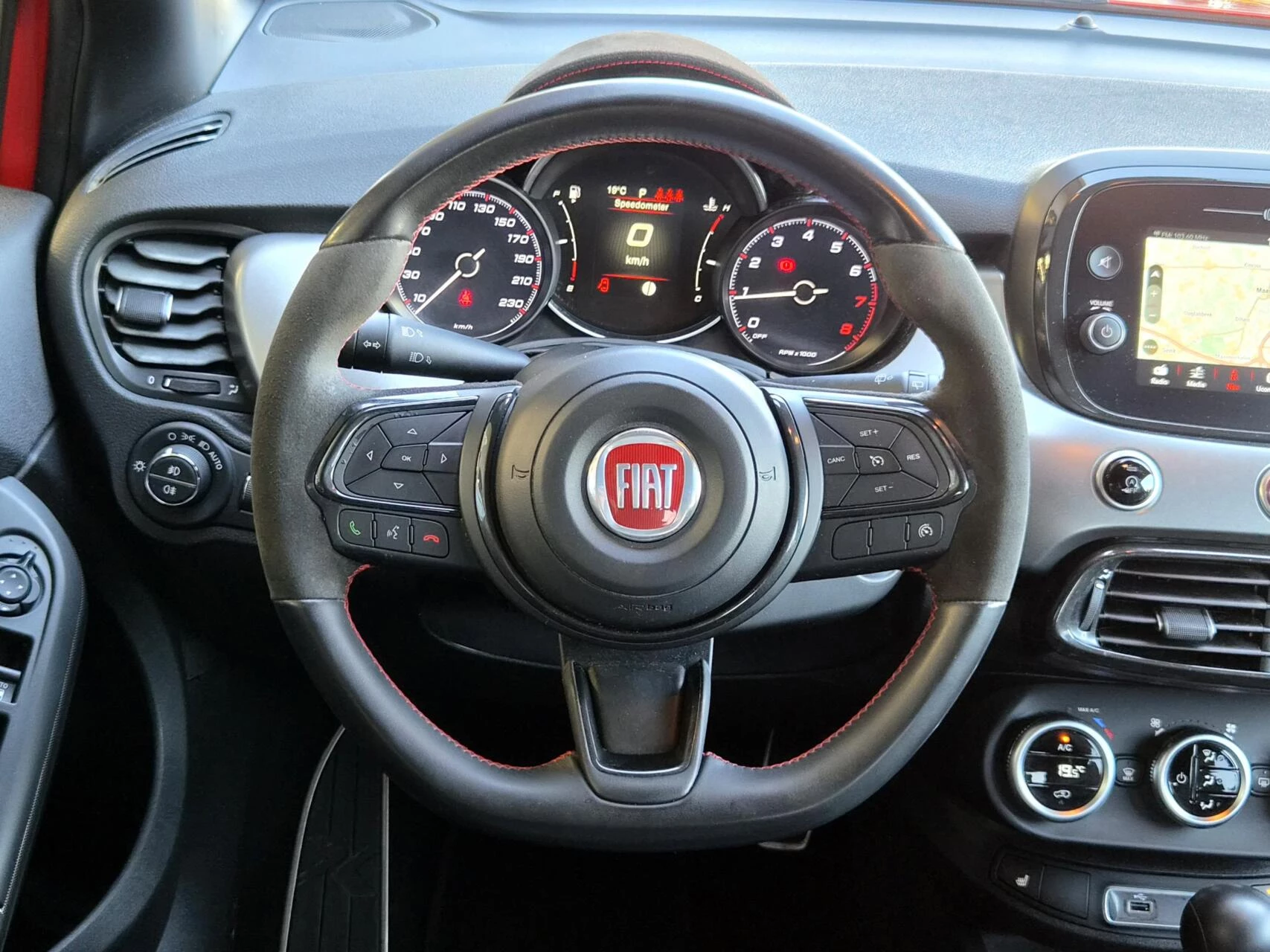 Hoofdafbeelding Fiat 500X