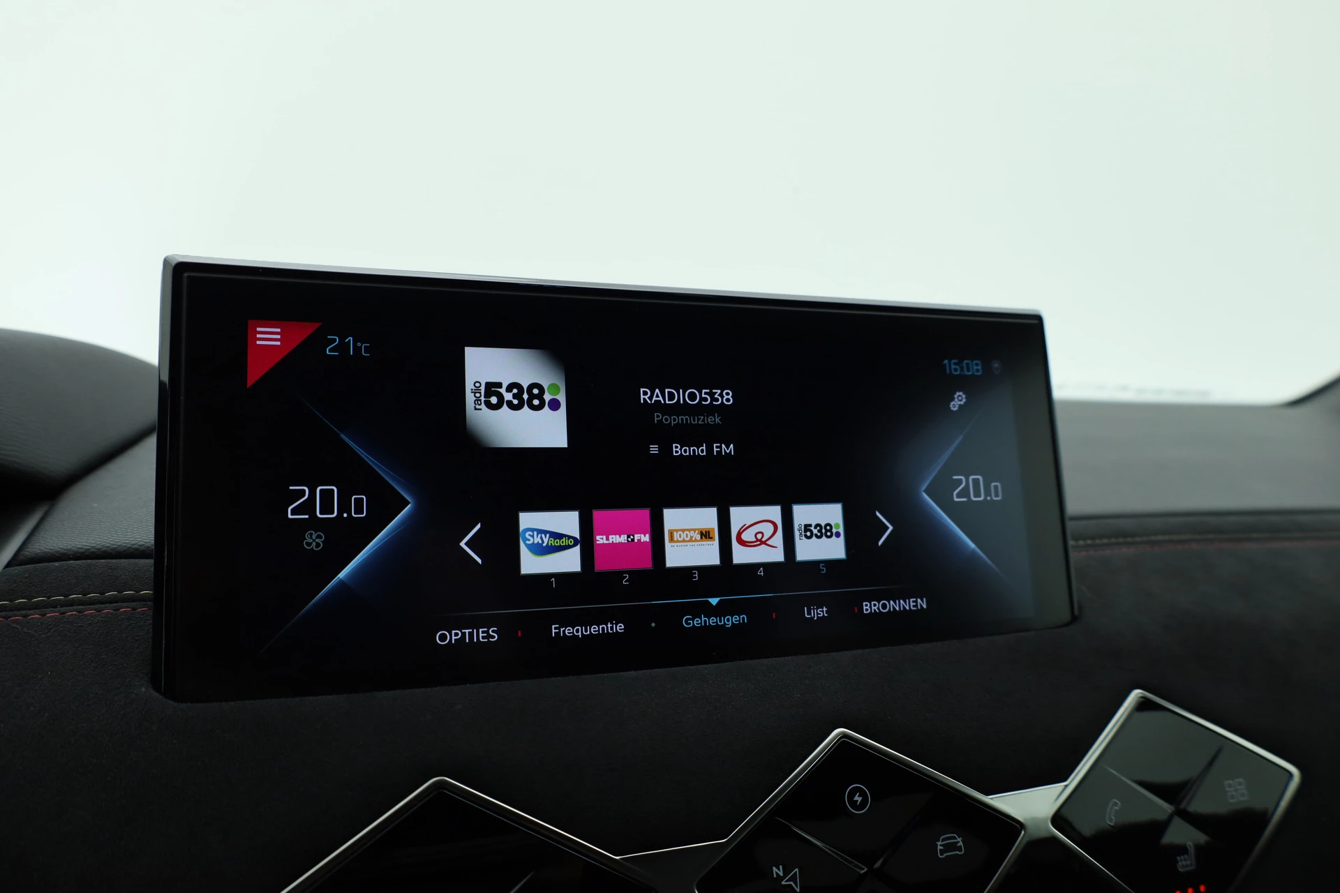 Hoofdafbeelding DS DS 3