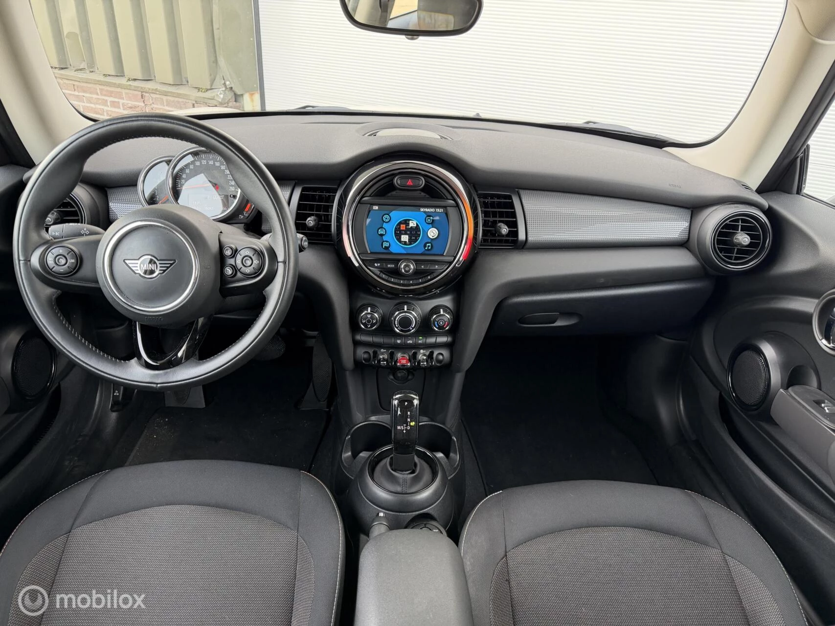 Hoofdafbeelding MINI Cooper