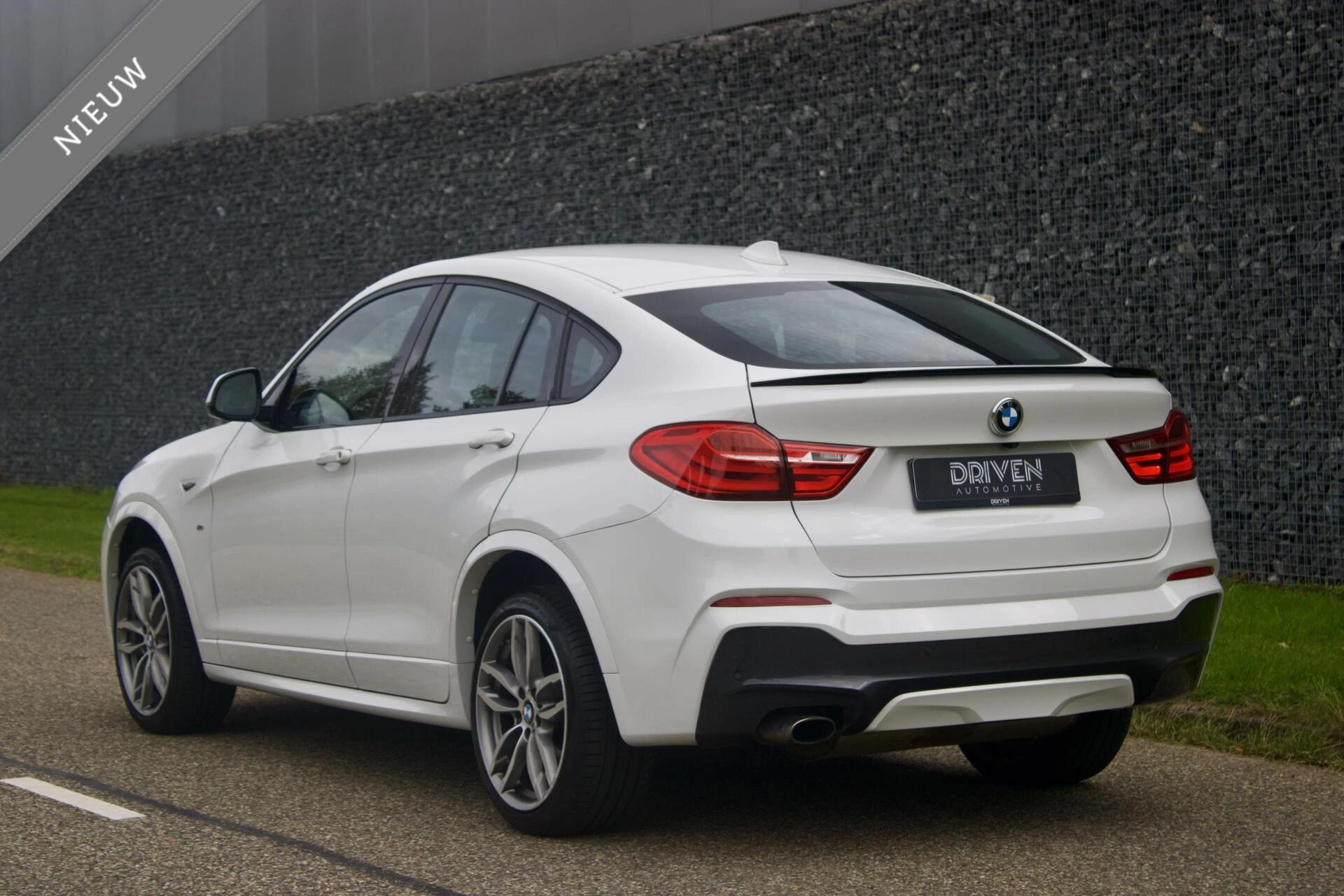 Hoofdafbeelding BMW X4