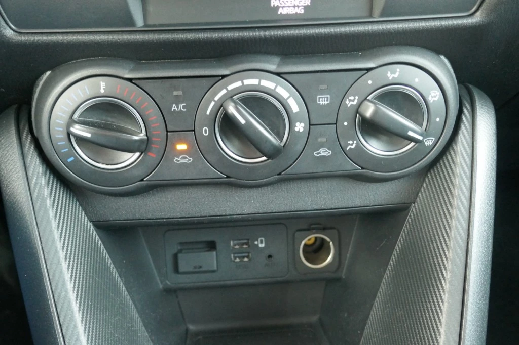 Hoofdafbeelding Mazda 2