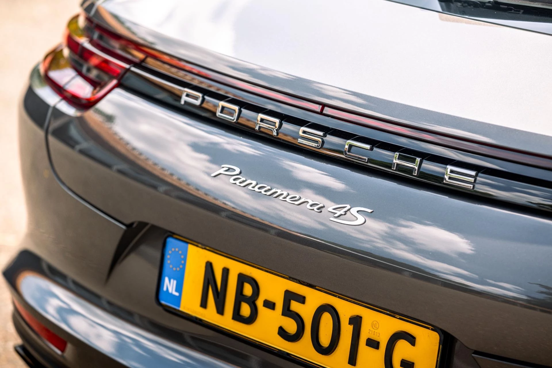 Hoofdafbeelding Porsche Panamera