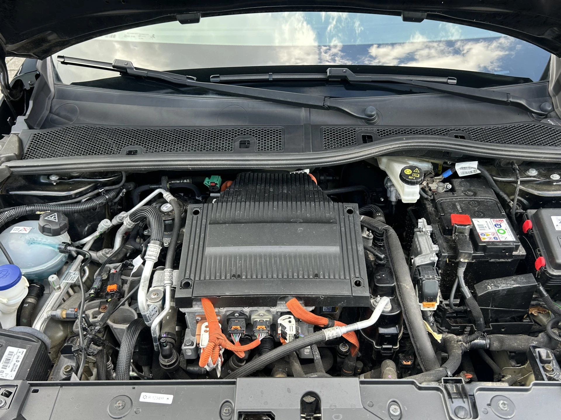 Hoofdafbeelding Peugeot e-208
