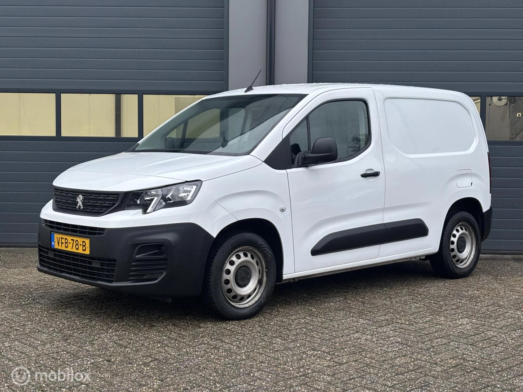 Hoofdafbeelding Peugeot Partner