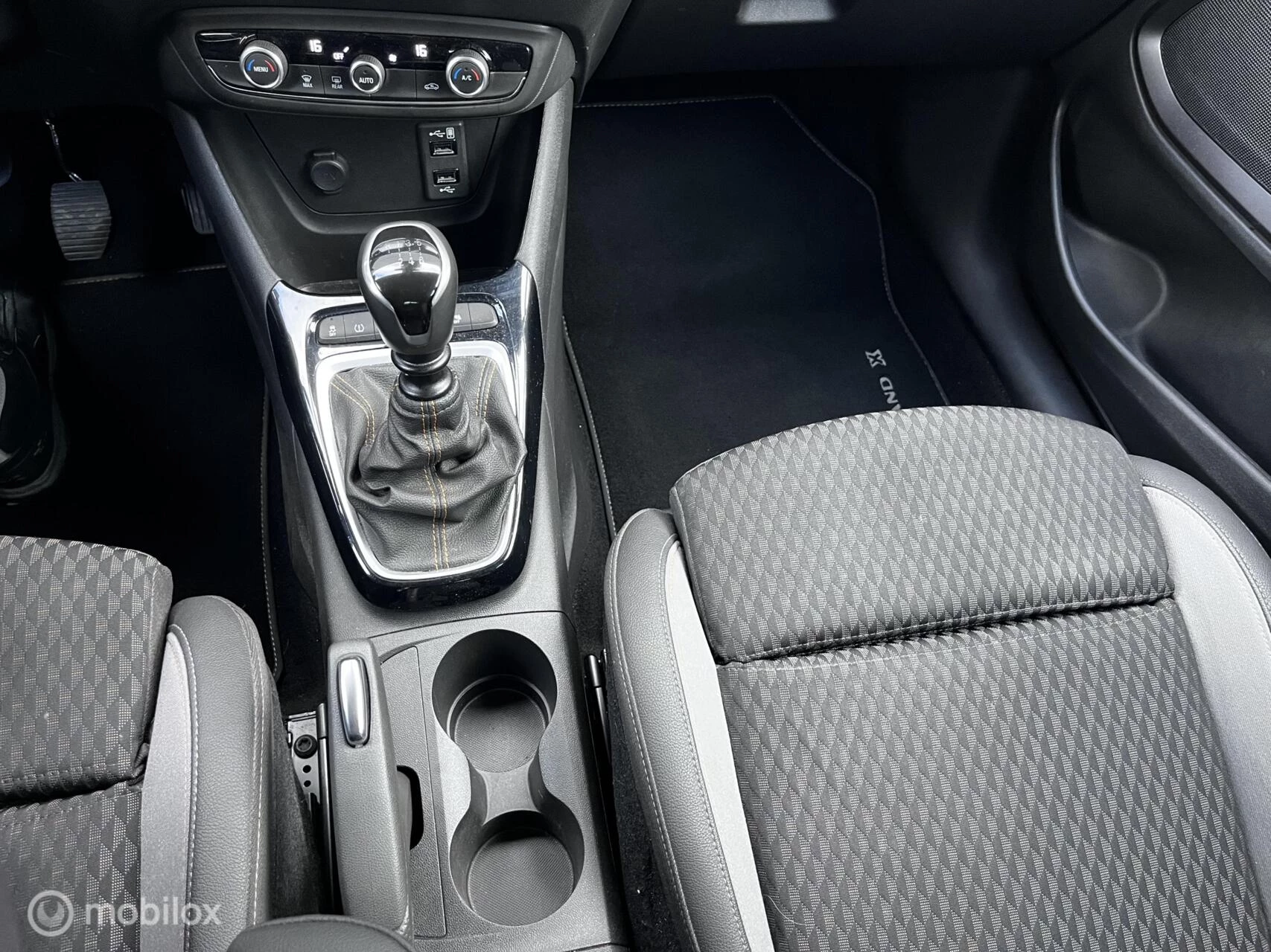 Hoofdafbeelding Opel Crossland X