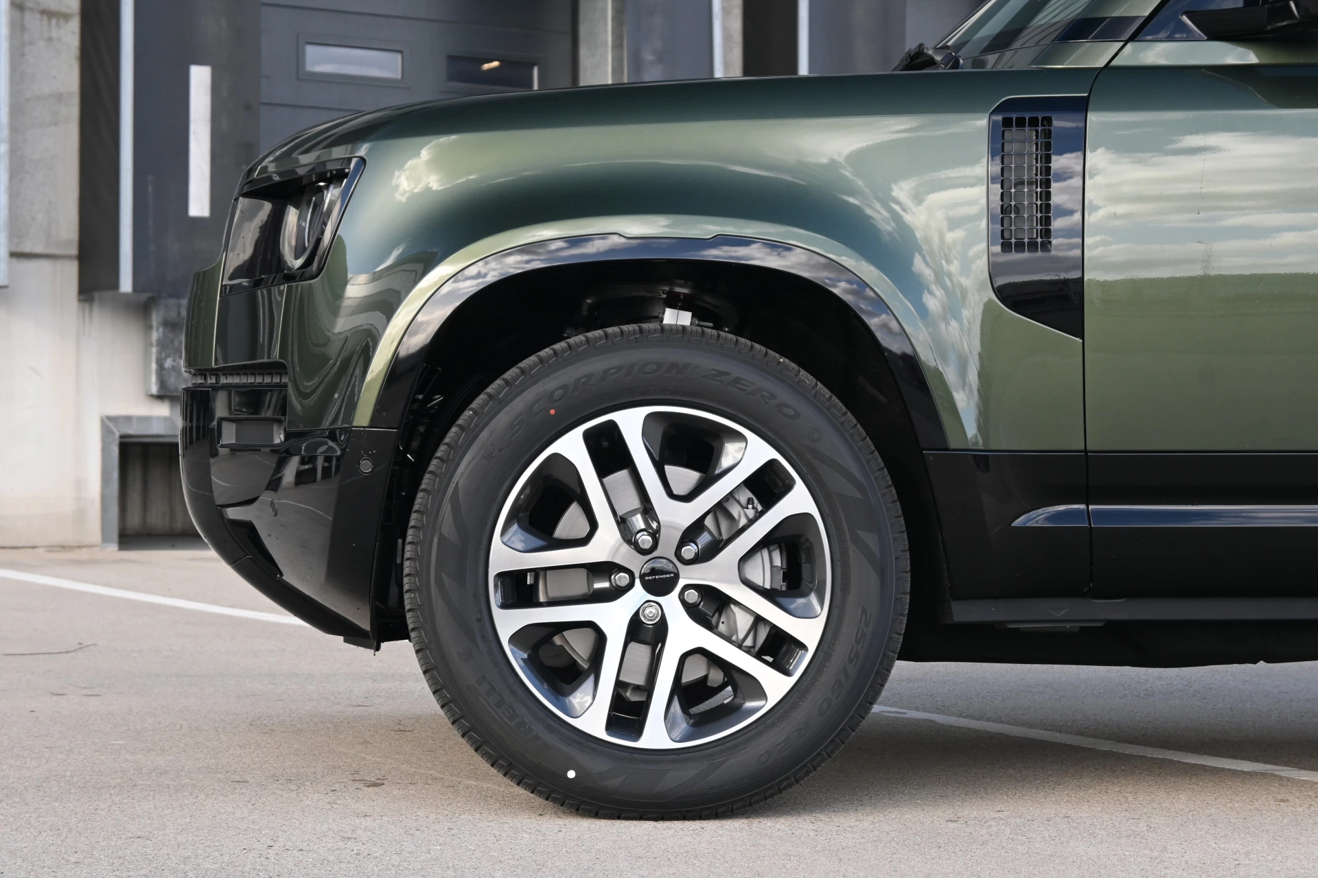 Hoofdafbeelding Land Rover Defender