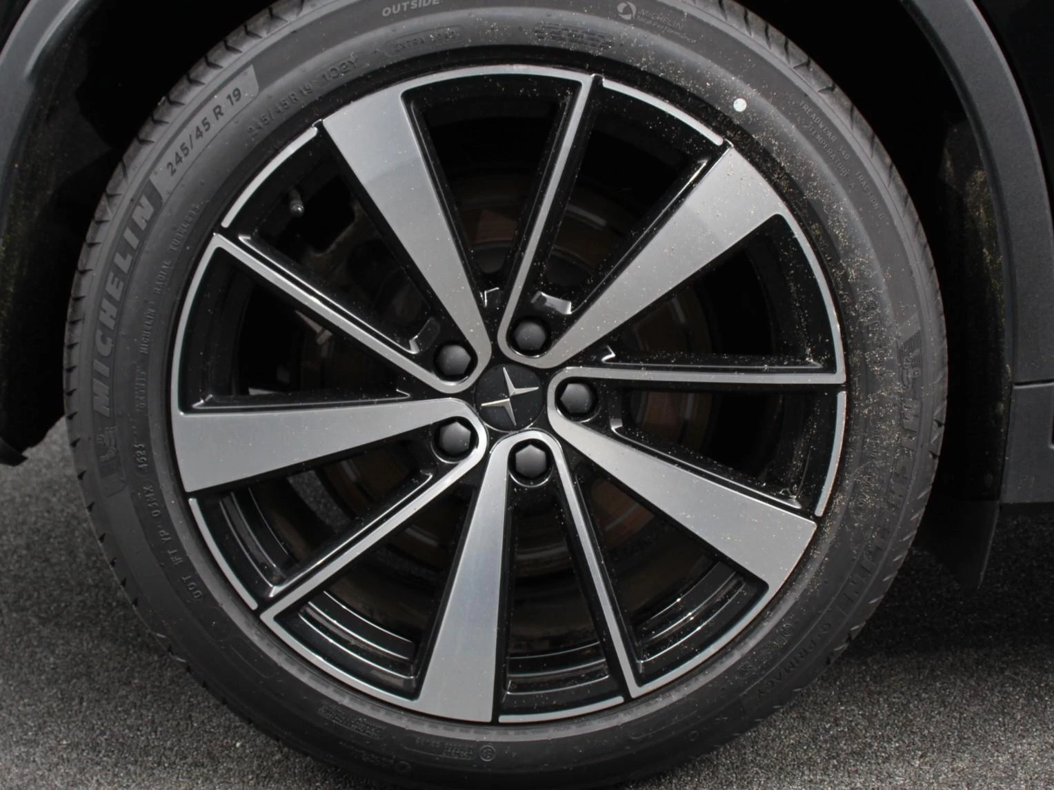 Hoofdafbeelding Polestar 2