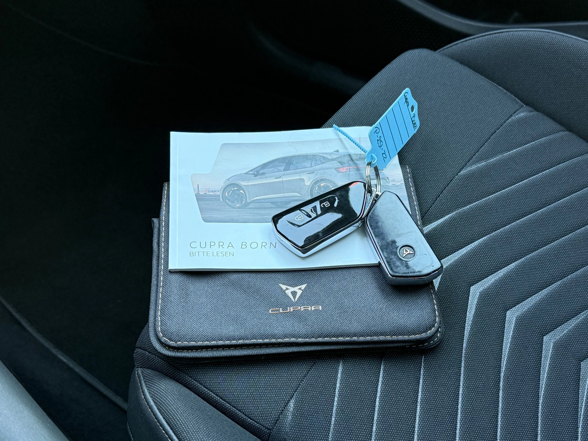 Hoofdafbeelding CUPRA Born