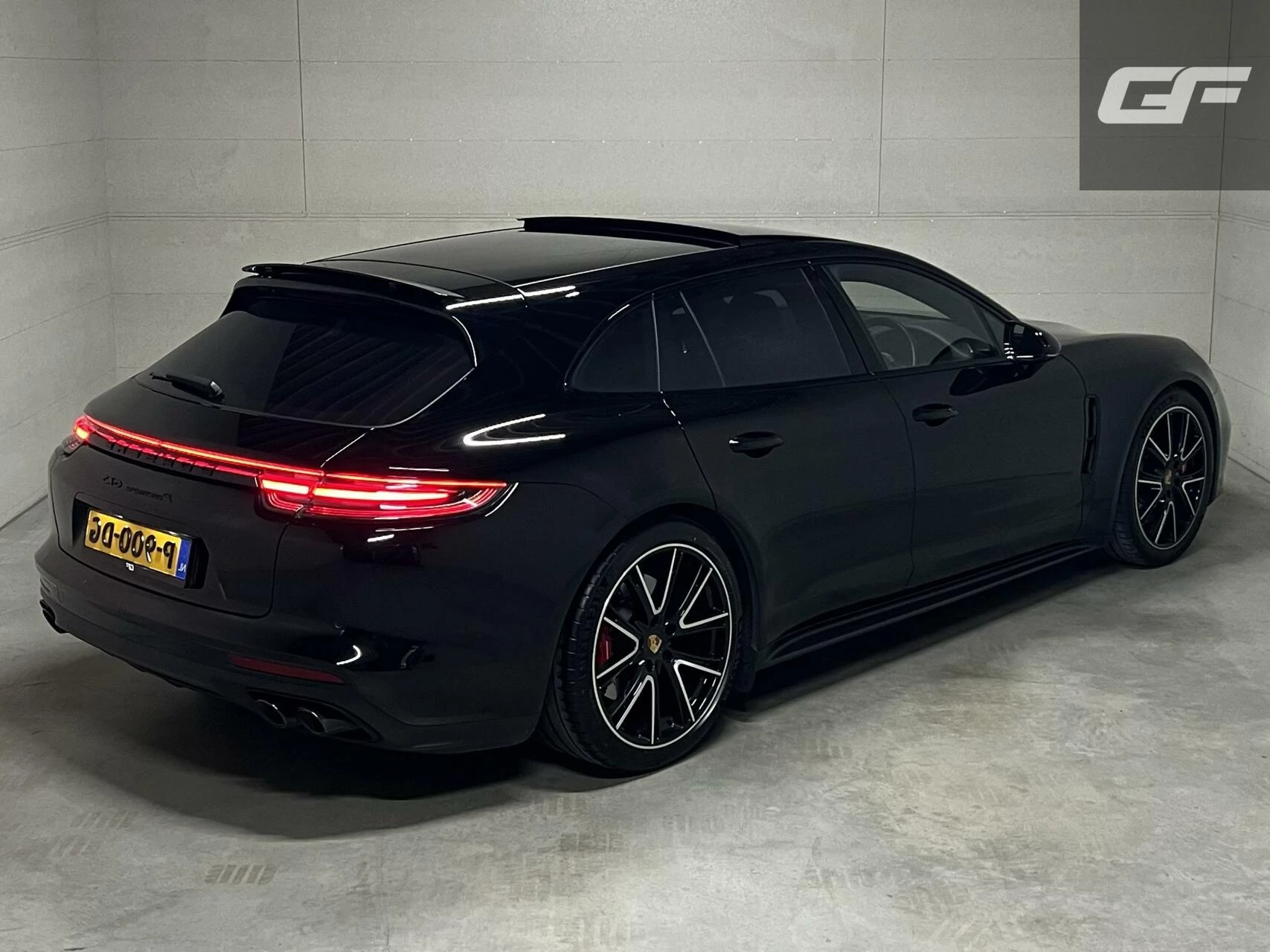 Hoofdafbeelding Porsche Panamera