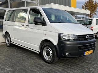 Hoofdafbeelding Volkswagen Transporter Volkswagen Transporter 2.0 TDI 140 pk Kombi DSG Automaat L1H1 BM BTW en BPM vrij Airco Cruise control Trekhaak PDC 1e eigenaar Ideaal voor ombouw naar camper Euro 5