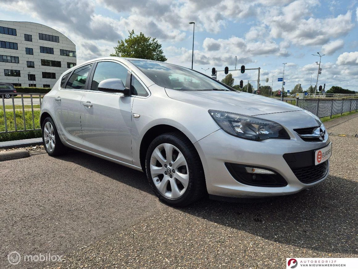 Hoofdafbeelding Opel Astra