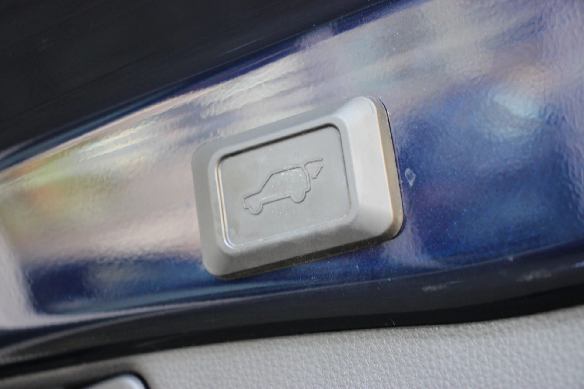 Hoofdafbeelding Suzuki Across