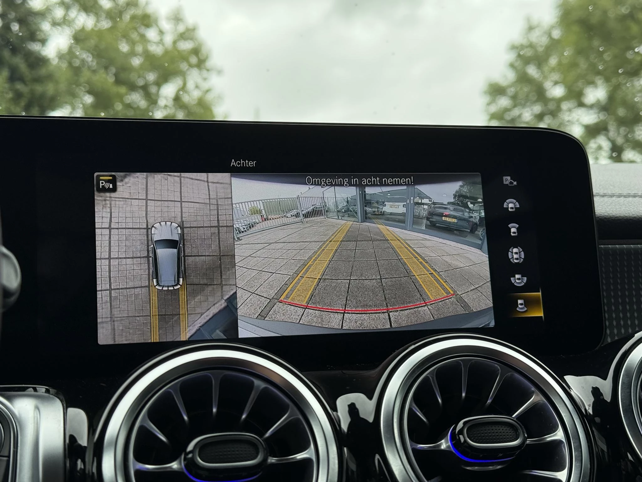 Hoofdafbeelding Mercedes-Benz EQB